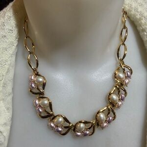 Vintage Trifari Pearl Necklace